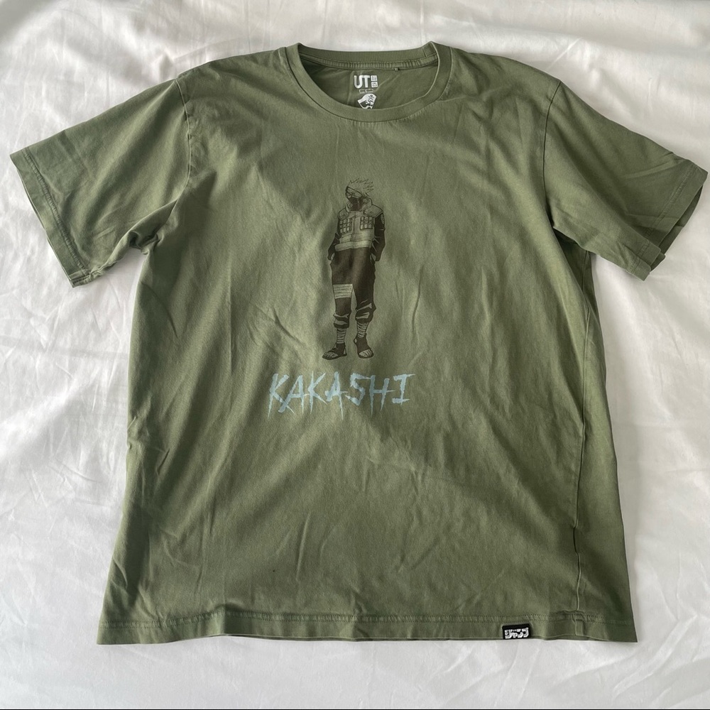 Naruto x Kakashi Uniqlo t-shirt